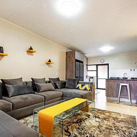 Airport Heights Apartamento Boksburg Exterior foto