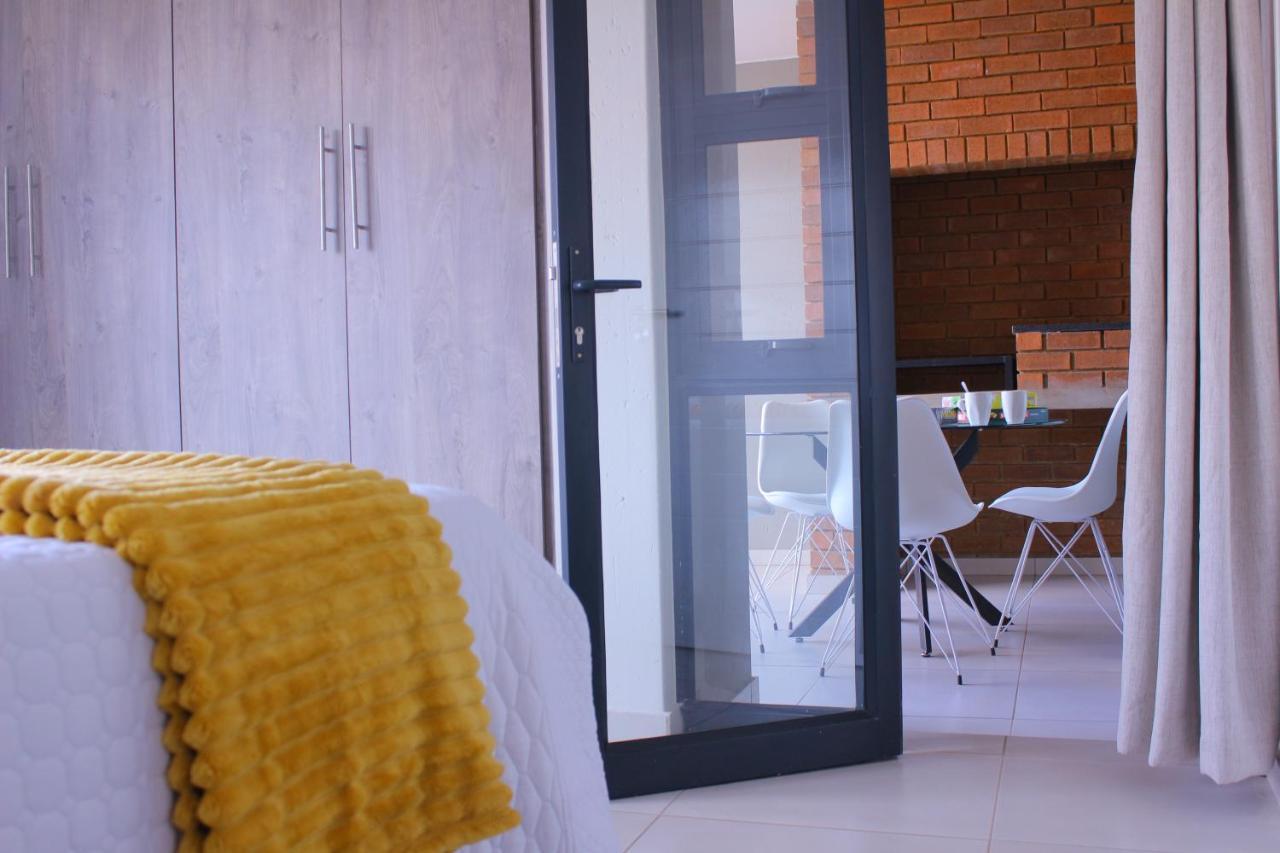 Airport Heights Apartamento Boksburg Exterior foto