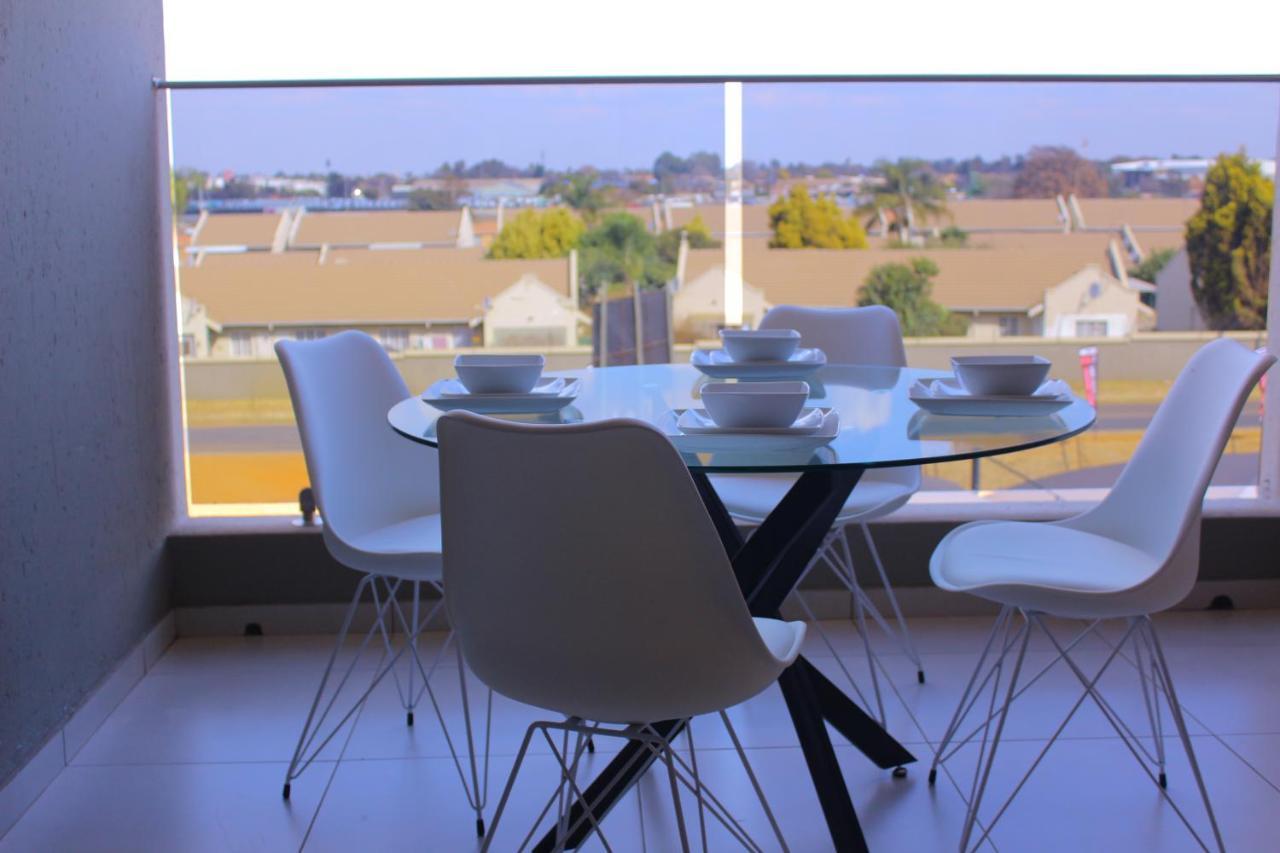 Airport Heights Apartamento Boksburg Exterior foto